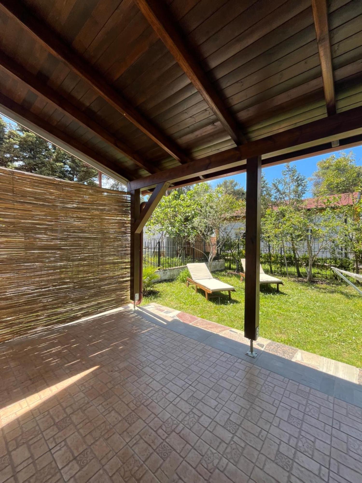 Seaside With Garden